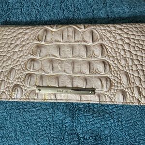 Brahmin wallet